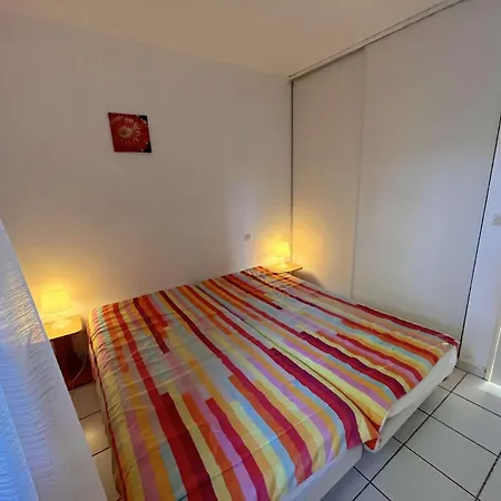 Апартаменты Sr300-012 Appt 2 Pieces Mezzanine 4 Personnes St Raphael *