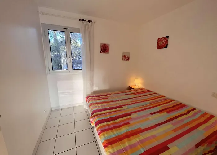 Sr300-012 Appt 2 Pieces Mezzanine 4 Personnes St Raphael