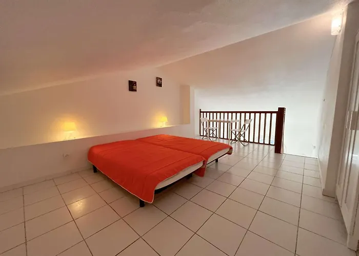 Sr300-012 Appt 2 Pieces Mezzanine 4 Personnes St Raphael Апартаменты Сен-Рафаэль